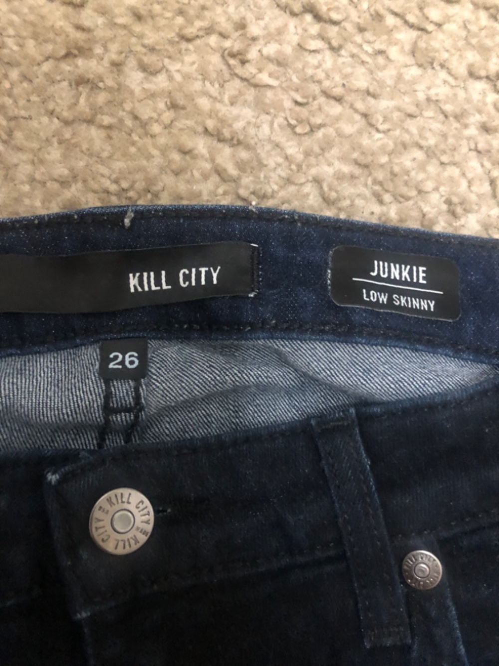 Kill City Junkie Low Skinny Size 26 great conditions - Picture 2 of 5